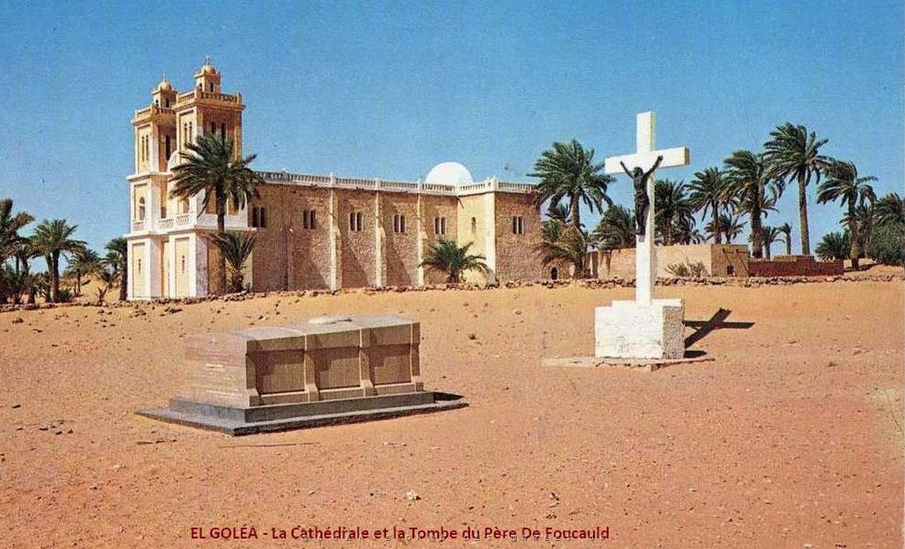 El Golea - La Cathedrale et la Tombe du Pere De Foucauld.jpg